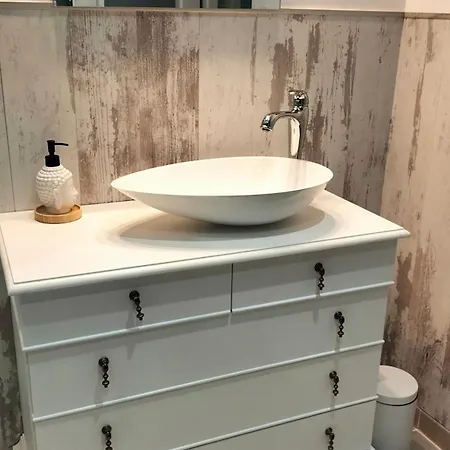 Apartment De La Gardie *