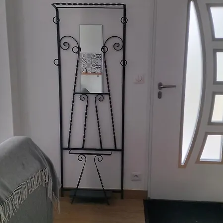 De La Gardie * Mensignac